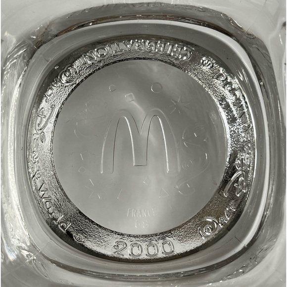 Mickey Mouse Walt Disney World 💥Magic Kingdom 2000 💥Square Glass Vintage - Picture 5 of 10